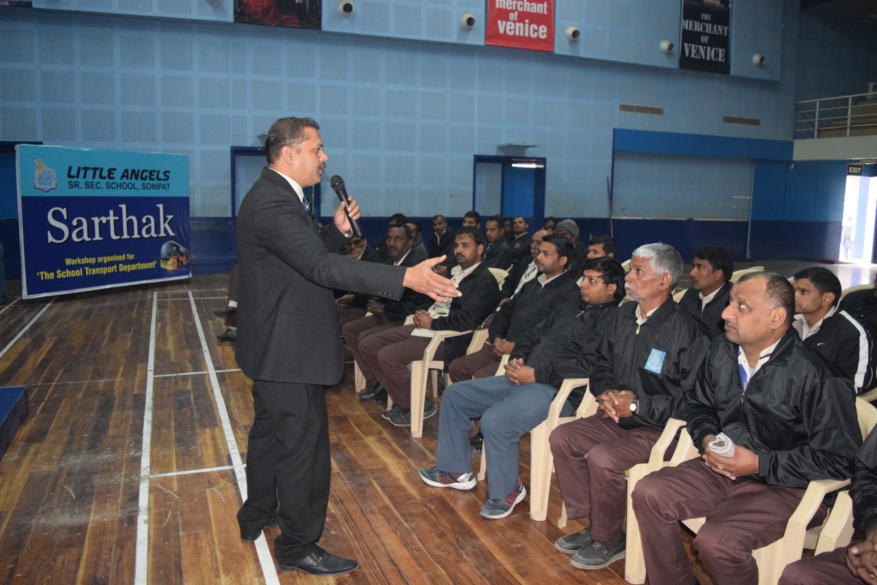 Ashwani Bhardwaj in a live workshop